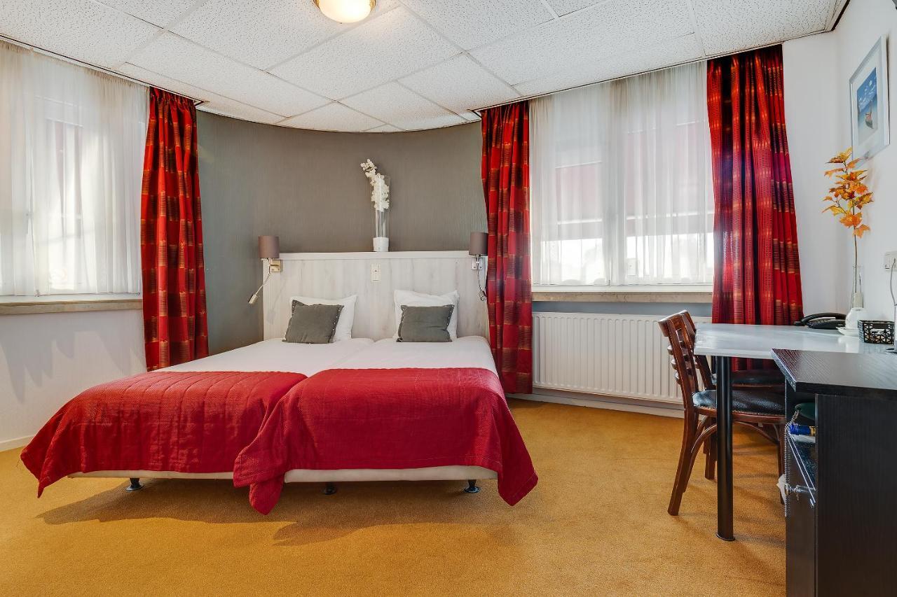 Oranje Hotel Ситард Екстериор снимка