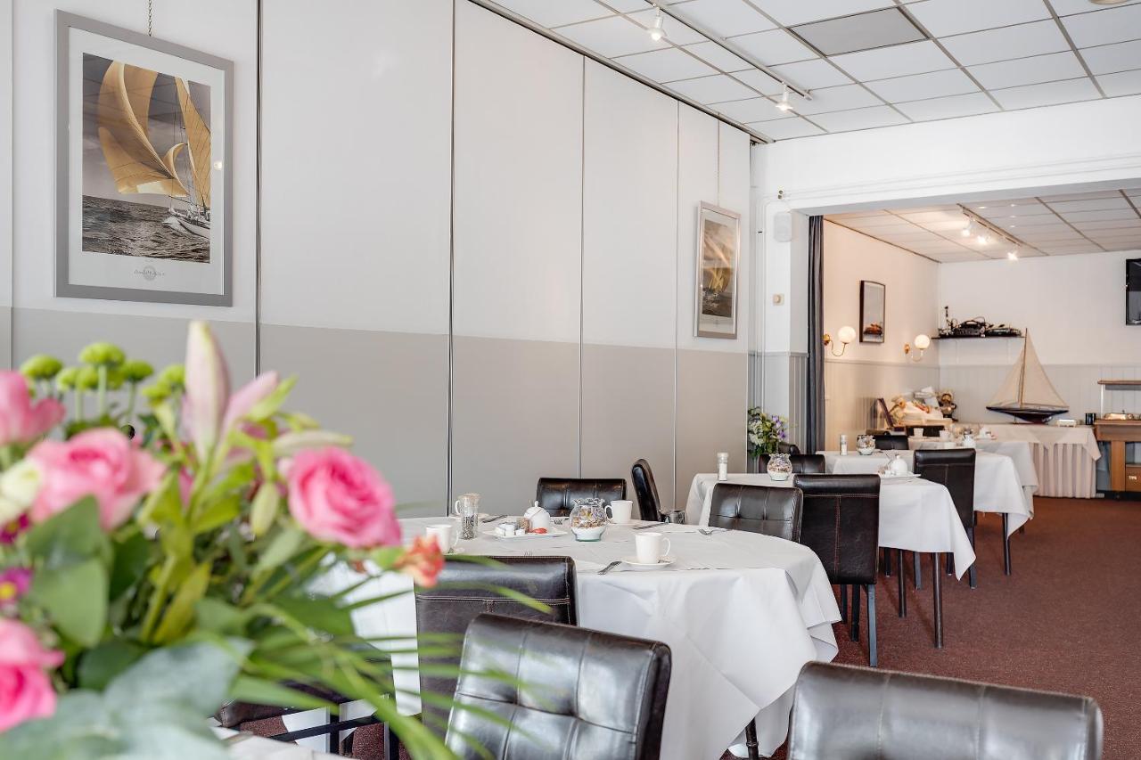Oranje Hotel Ситард Екстериор снимка